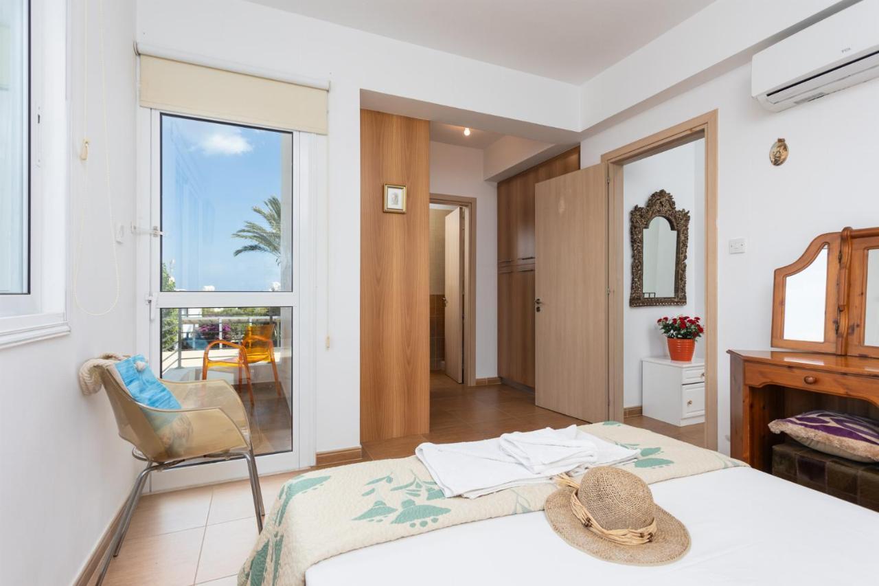 Villa Kalliopi Paralimni Exterior photo