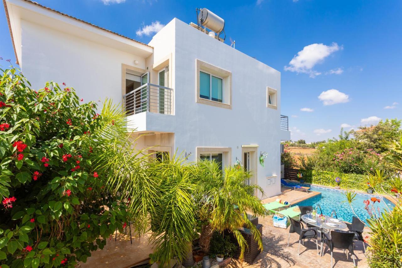 Villa Kalliopi Paralimni Exterior photo